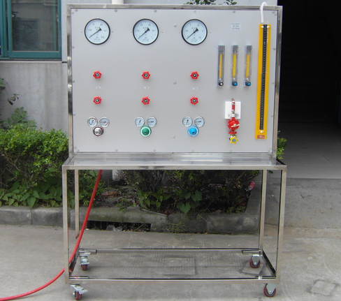 <b>YUY-YSYQ家用液化石油气调压器实验台</b>